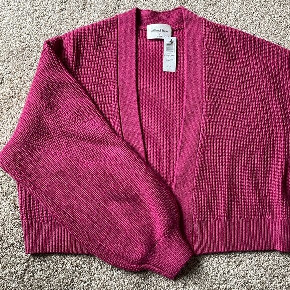 Wilferd Unwind Merino Wool Waist Cardigan - Picture 5 of 10